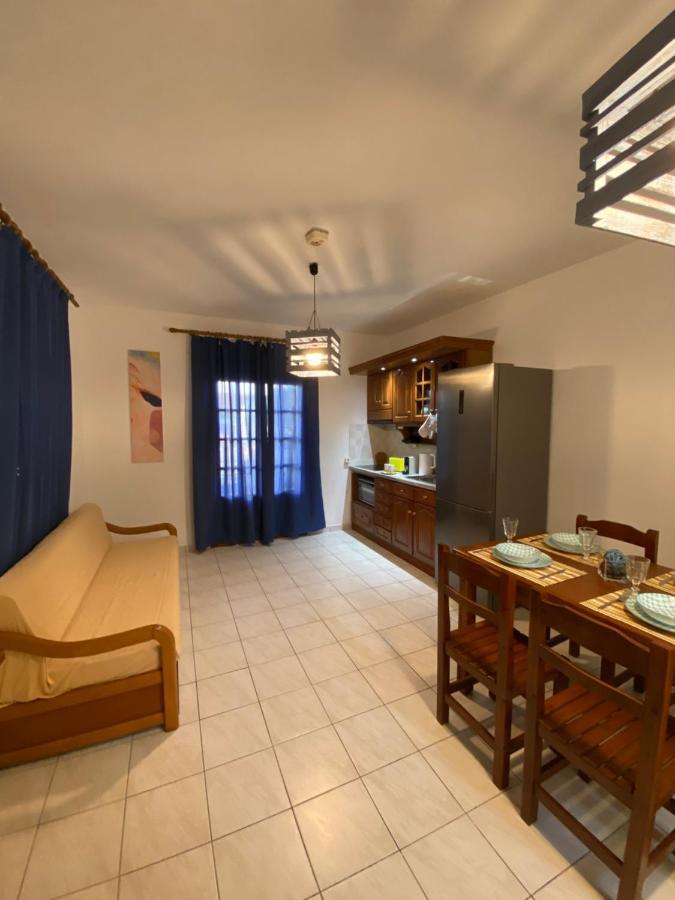 Moments Appartement Sidárion Buitenkant foto